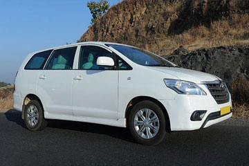 Innova Taxi on Rent in Amritsar